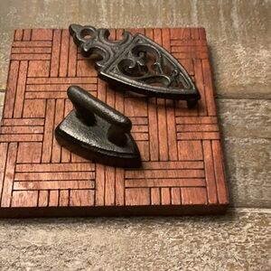 Vintage Cast Iron Miniature Sad Iron & Emig Trivet